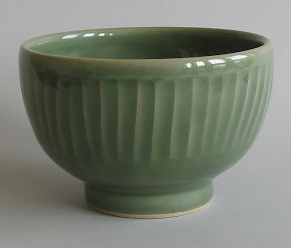6 inch fluted celadon bowl